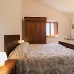 Scappo In Umbria, I Casali Del Re