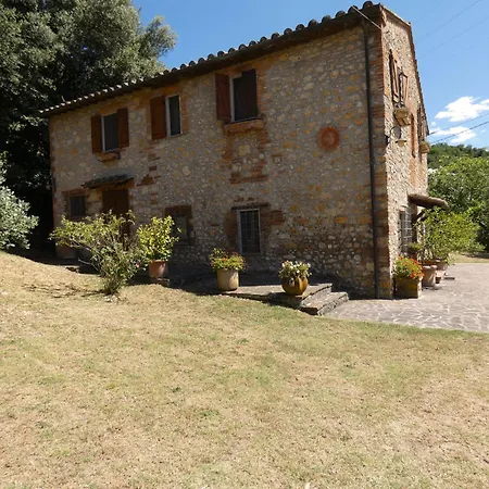 Scappo In Umbria, I Casali Del Re Guadamello