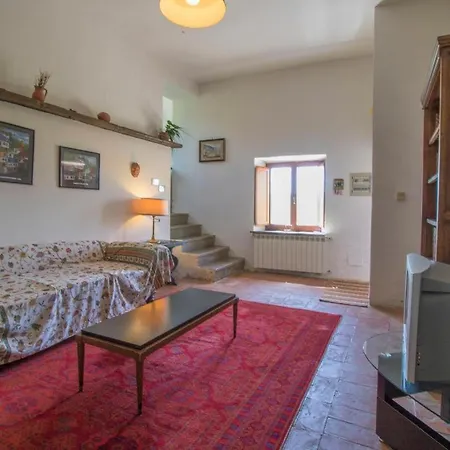 Scappo In Umbria, I Casali Del Re Guadamello